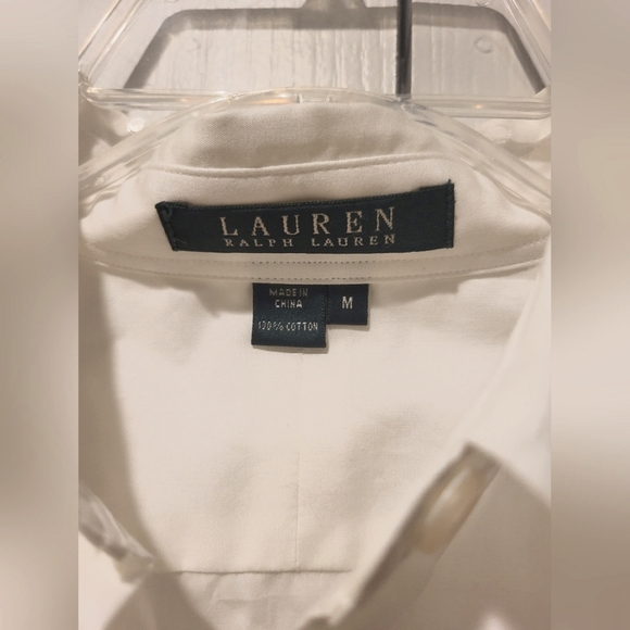 NWT Women's Lauren by Ralph Lauren white button-up shirt, cuff-link sleeves - Picture 2 of 6